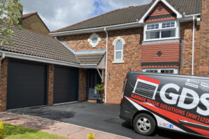 Garage Door Installer